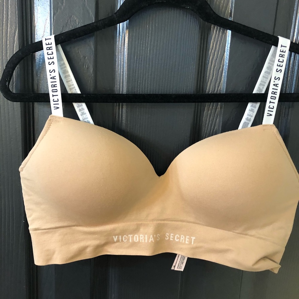 VS perfect comfort push up wireless bra. XL.
